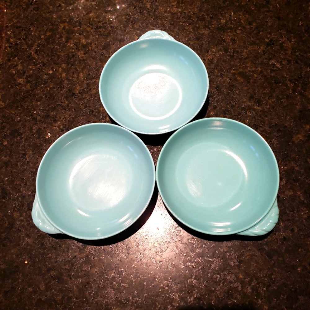 Melmac bowls.